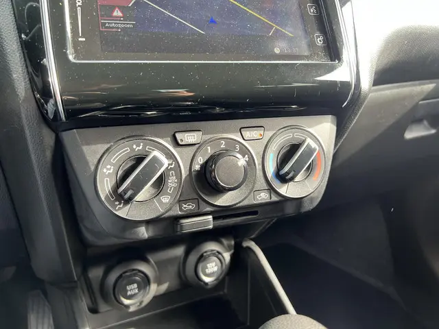 Suzuki Swift 1.2 Select 2018 Benzine 13