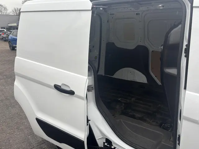 Ford Transit Connect 1.0 Ecoboost L1 Trend 2022 Benzine 18