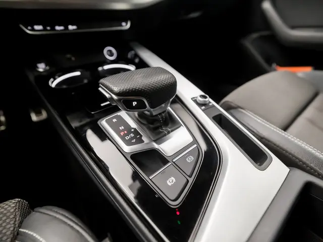 Audi A4 Avant 35 TFSI S-Line Sport 2020 Benzine 11