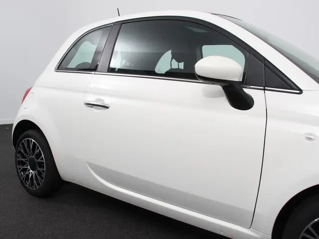 Fiat 500 1.0 Hybrid Dolcevita Finale 2024 Benzine 27