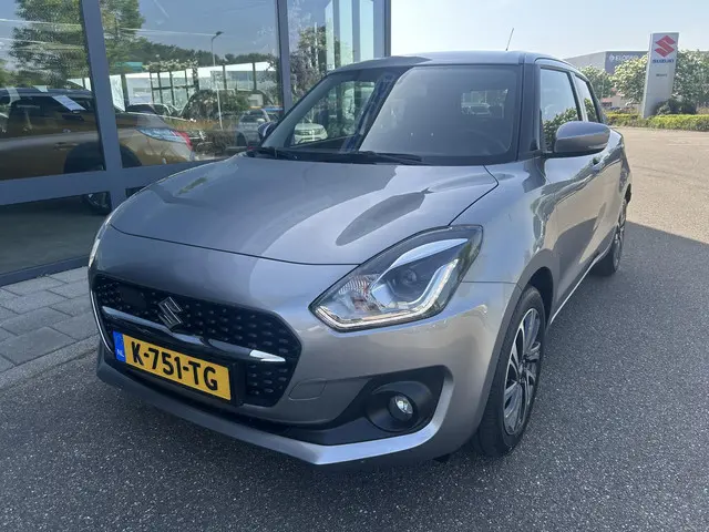 Suzuki Swift 1.2 Stijl Smart Hybrid 2021 Benzine 4
