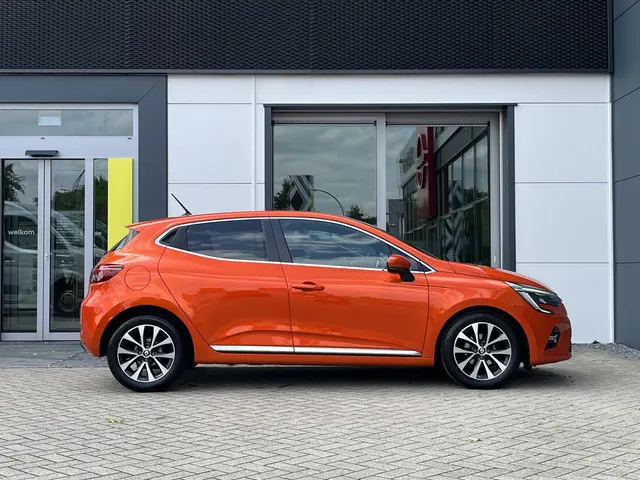 Renault Clio 1.0 TCe Intens 2021 Benzine 30