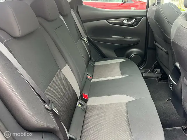 Nissan QASHQAI 1.3 DIG-T Acenta 2020 Benzine 24