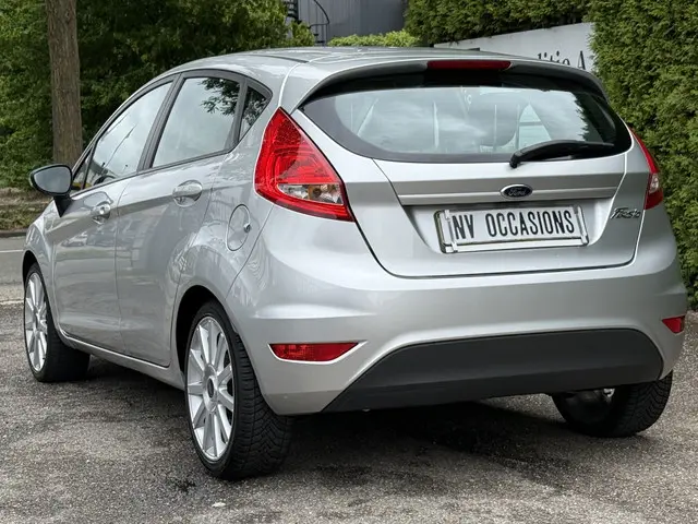 Ford Fiesta 1.25 Limited 2012 Benzine 3