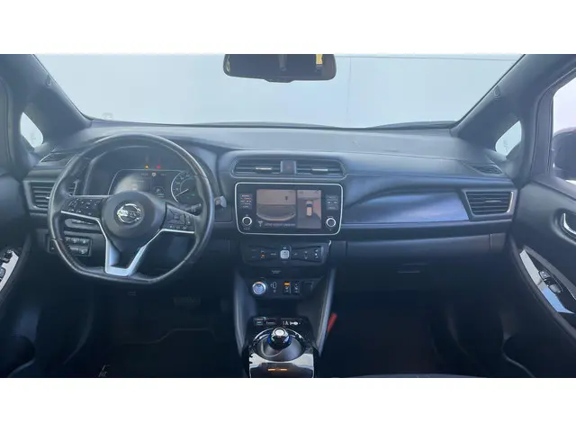 Nissan Leaf 62 kWh e+ N-Connecta 2021 Elektrisch 11