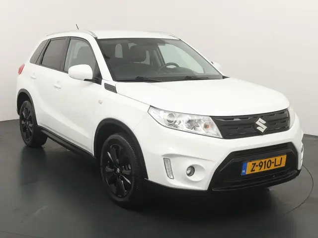 Suzuki Vitara 1.6 Black&White Exclusive 2016 Benzine 7