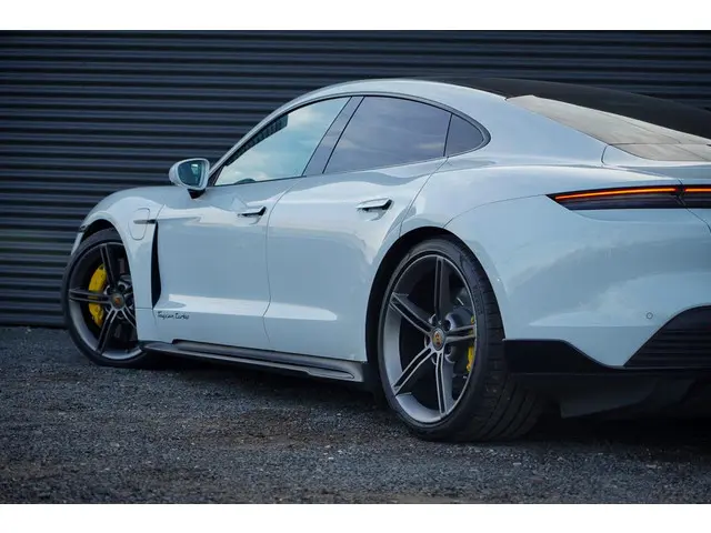 Porsche Taycan Turbo 93 kWh 2020 Elektrisch 43