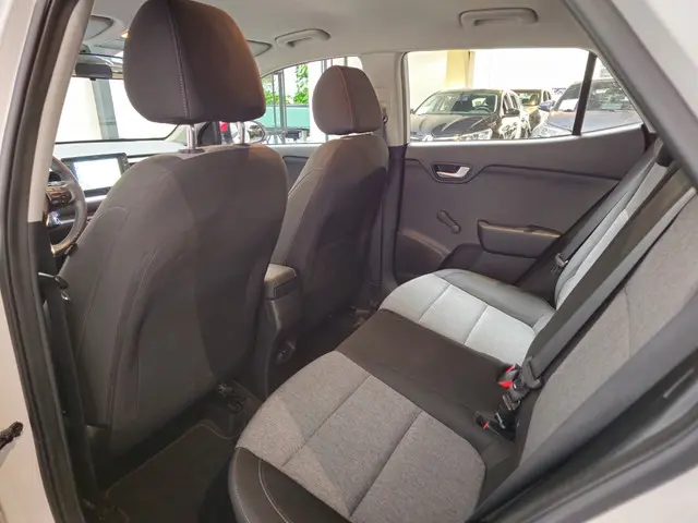 Kia Stonic 1.0 T-GDi DynamicLine 2019 Benzine 17