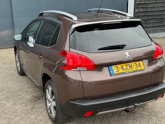 Peugeot 2008 1.6 VTi Féline 2013 Benzine 5