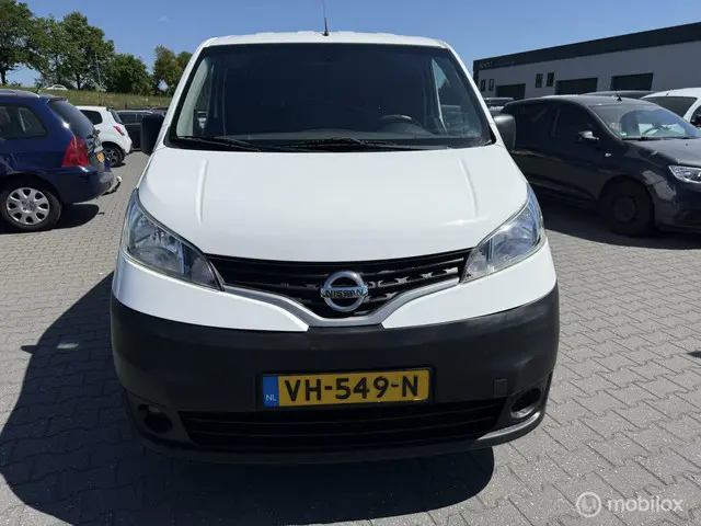 Nissan NV200