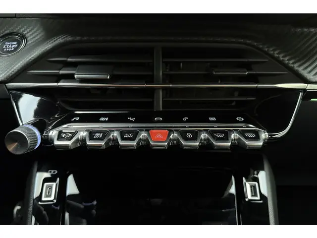 Peugeot 2008 1.2 PureTech GT-Line 2020 Benzine 32