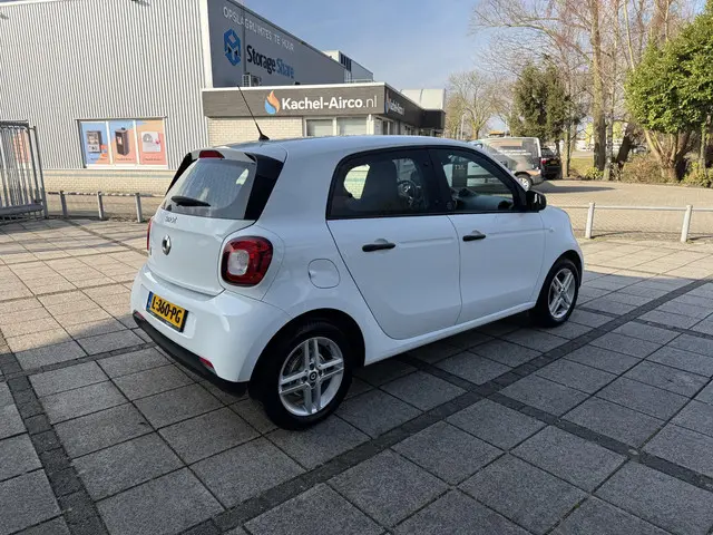 Smart Forfour Aut. EQ Edition ECC 2021 Elektrisch 7