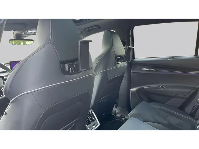 Škoda Enyaq iV 85 Sportline 2025 Elektrisch 28