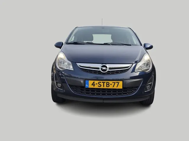 Opel Corsa 1.2-16V Berlin Airco, Cruise, NAP 2013 Benzine 4