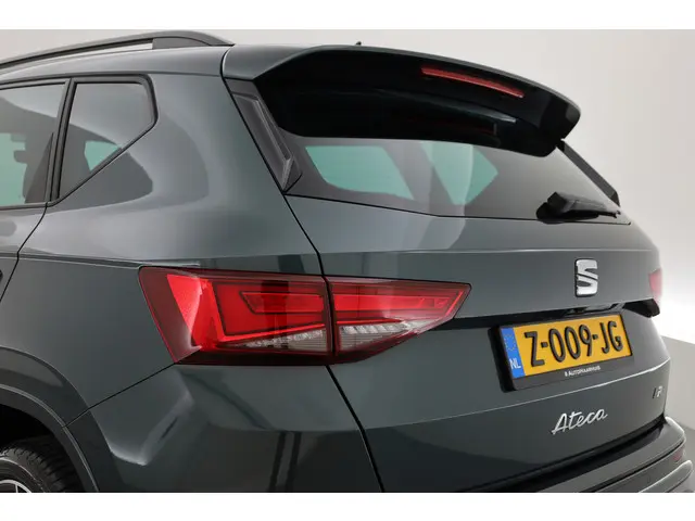 SEAT Ateca 1.5 TSI FR Business Intense 2023 Benzine 37