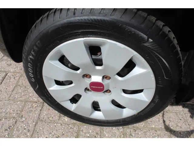 Fiat Panda 0.9 TwinAir Edizione Cool 2016 Benzine 7