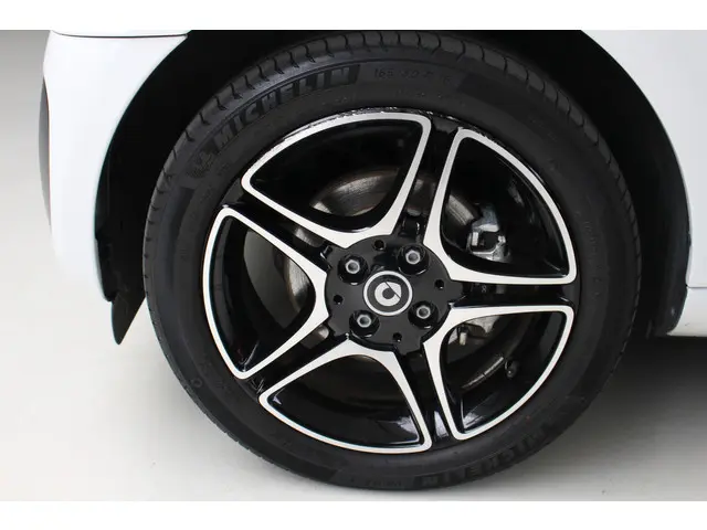 Smart Fortwo cabrio EQ Comfort 18 kWh 2021 Elektrisch 8