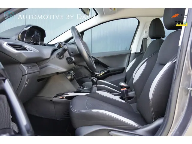 Peugeot 2008 1.2 VTi 82 pk ACTIVE 2014 Benzine 10