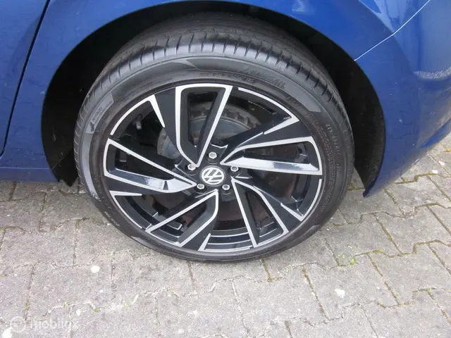 Volkswagen Polo 1.0 TSI Comfortline 2019 Benzine 8