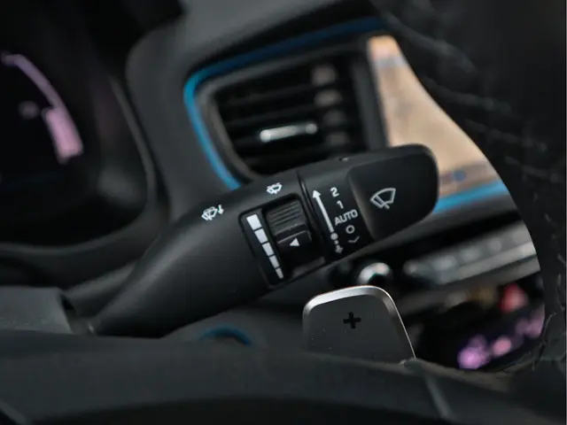 Hyundai IONIQ 1.6 GDi Comfort 2019 Hybride Benzine 17