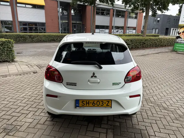 Mitsubishi Space Star 1.0 Cool+ 2018 Benzine 4