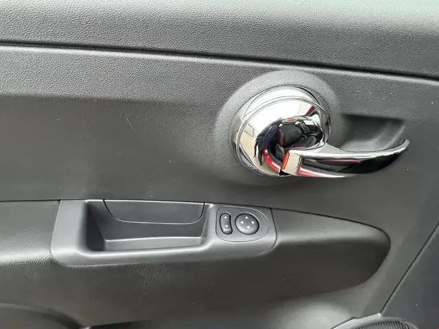 Fiat 500 0.9 TwinAir Turbo Cult 2015 Benzine 11