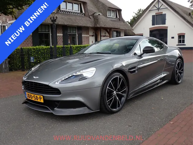 Aston Martin V12 Vanquish 2+2 2014 Benzine