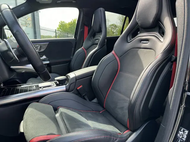 Mercedes-Benz GLA AMG 35 4MATIC 2021 Benzine 6