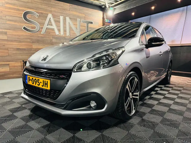 Peugeot 208 2