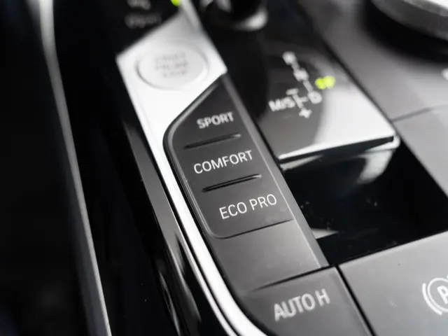 BMW 2 Serie Coupé 220i 2022 Benzine 31