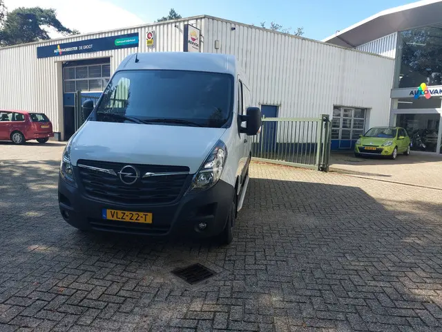 Opel Movano 2.3 Turbo L1H2-CAR PLAY 2022 Diesel 2
