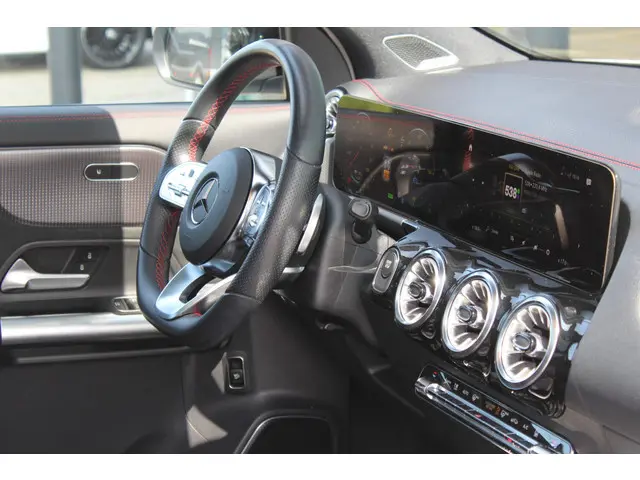 Mercedes-Benz EQA 3