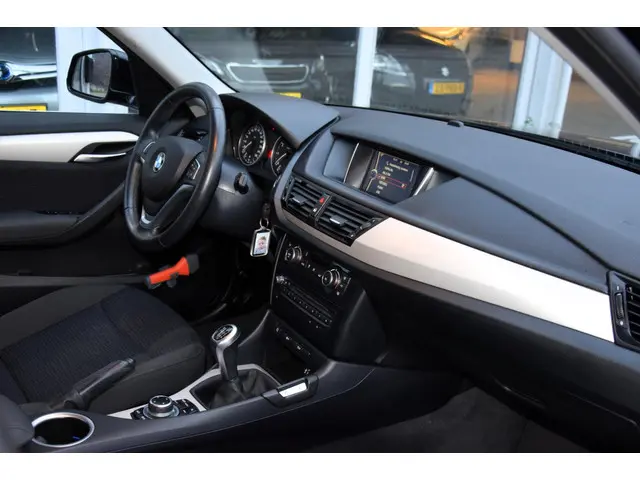 BMW X1 SDrive20i Executive 2014 Benzine 20