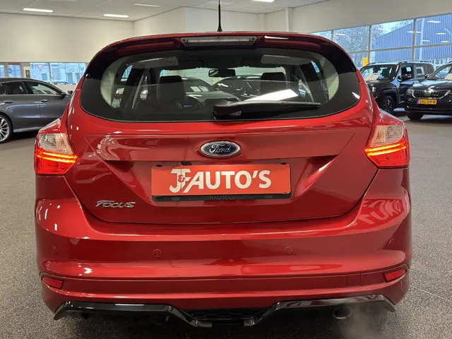 Ford Focus 1.6 EcoBoost Titanium 2013 Benzine 5