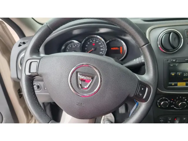 Dacia Logan MCV 0.9 TCe Prestige 2014 Benzine 12