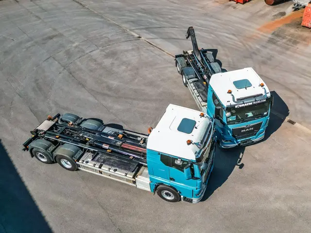 MAN TGX 26.510 6x2-4 LL + AJK 2023 Diesel 10