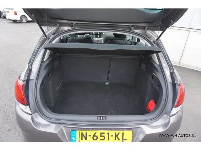Citroën C4 1.2 PureTech Feel Collection 2016 Benzine 8