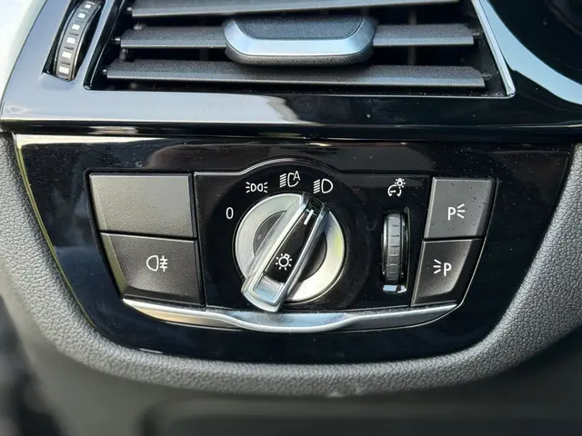 BMW 5 Serie M550d xDrive High Executive 2020 Diesel 11