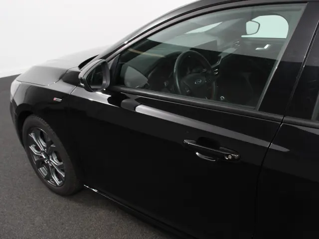 Ford Focus 1.0 EcoBoost Hybrid ST Line 2023 Benzine 32
