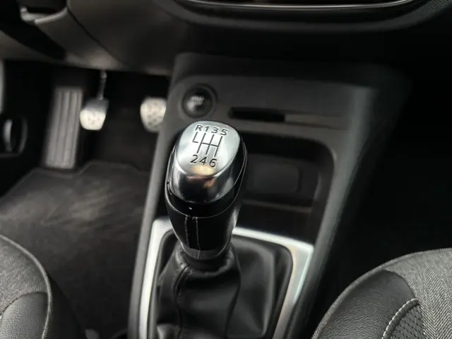 Renault Captur TCe Intens 2019 Benzine 15