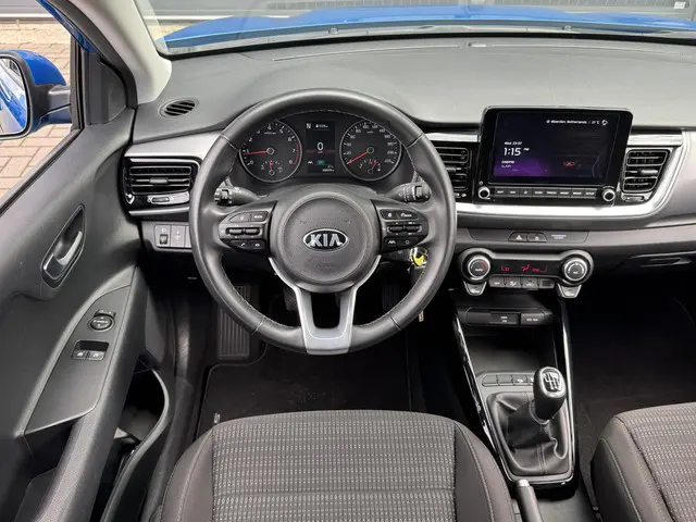 Kia Stonic 1.0 T-GDI MHEV DYNAMICLINE 2021 Benzine 4