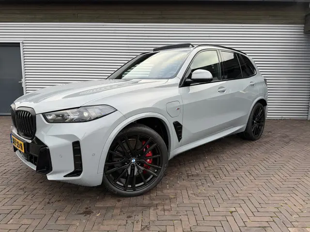 BMW X5 xDrive50e High Executive 2024 Hybride Benzine 37