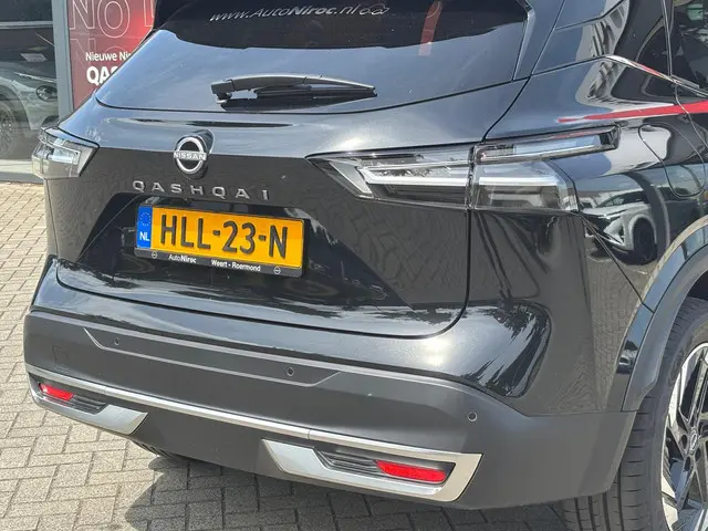 Nissan QASHQAI MHEV 140 MT N-Connecta 2025 Benzine 41