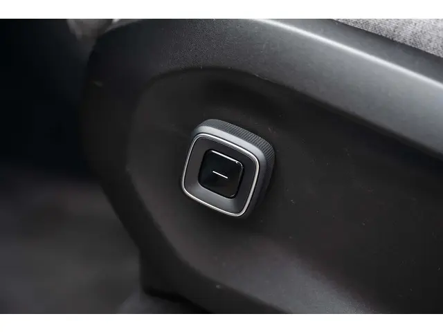 Volvo EX90 Twin Motor Performance Ultra 2025 Elektrisch 38