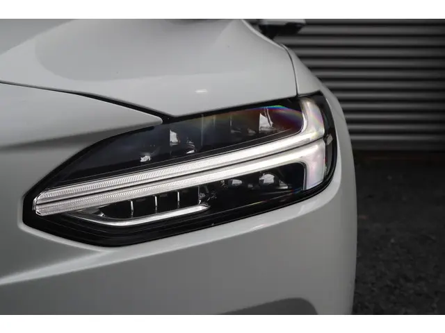 Volvo V90 2.0 T8 AWD Inscription 2019 Hybride Benzine 10