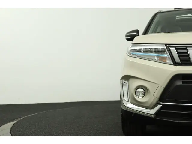 Suzuki Vitara 1.5 Hybrid Style 2022 Hybride Benzine 34