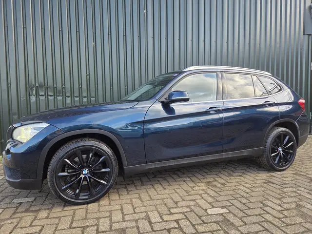 BMW X1 SDrive20i Chrome Line LEDER 2014 Benzine 2
