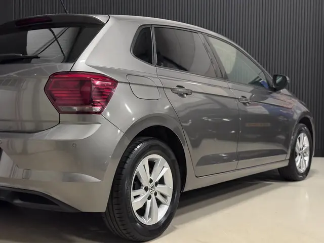 Volkswagen Polo 1.0 TSI Comfortline 2018 Benzine 4