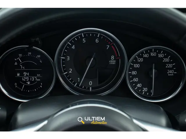 Mazda MX-5 2.0 SkyActiv-G 160 pk GT-M 2016 Benzine 9
