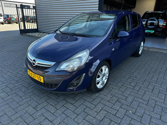 Opel Corsa 1.4-16V BlitZ 2014 Benzine